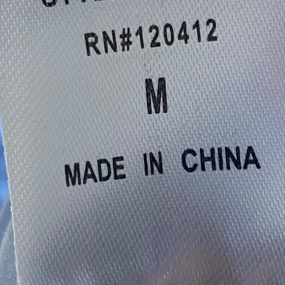 NEW Cotton Candy LA Sz Medium Crop Top Tank Blue Floral Cutout Smocked - Picture 6 of 6